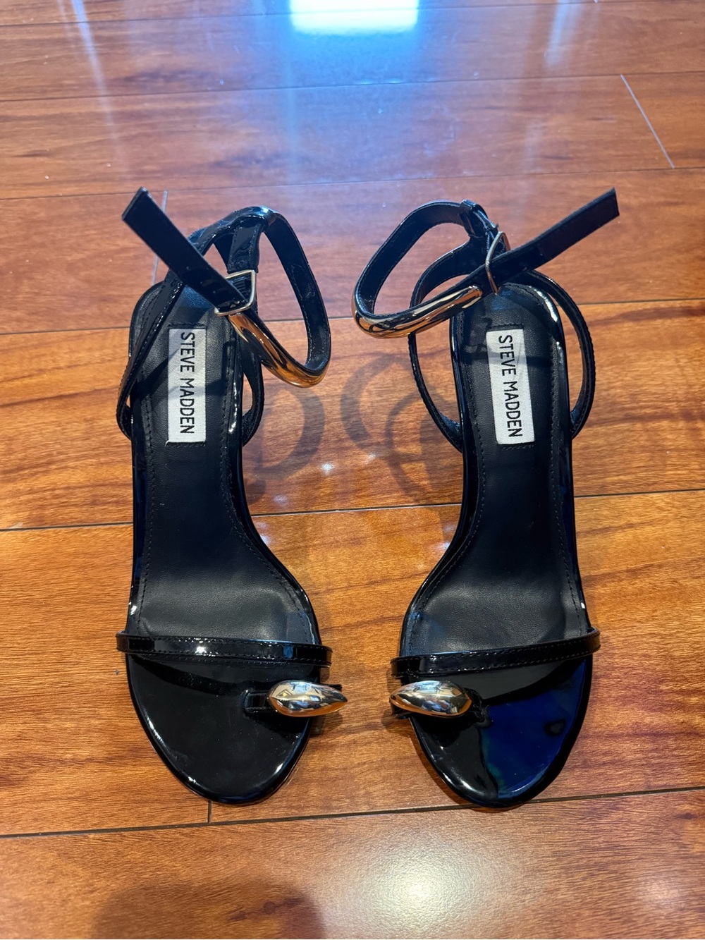 Steve Madden Black Patent Gold-Accent Ankle-Strap Heels. Size 6.5